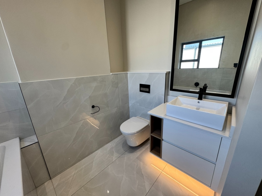 3 Bedroom Property for Sale in Sandown Western Cape